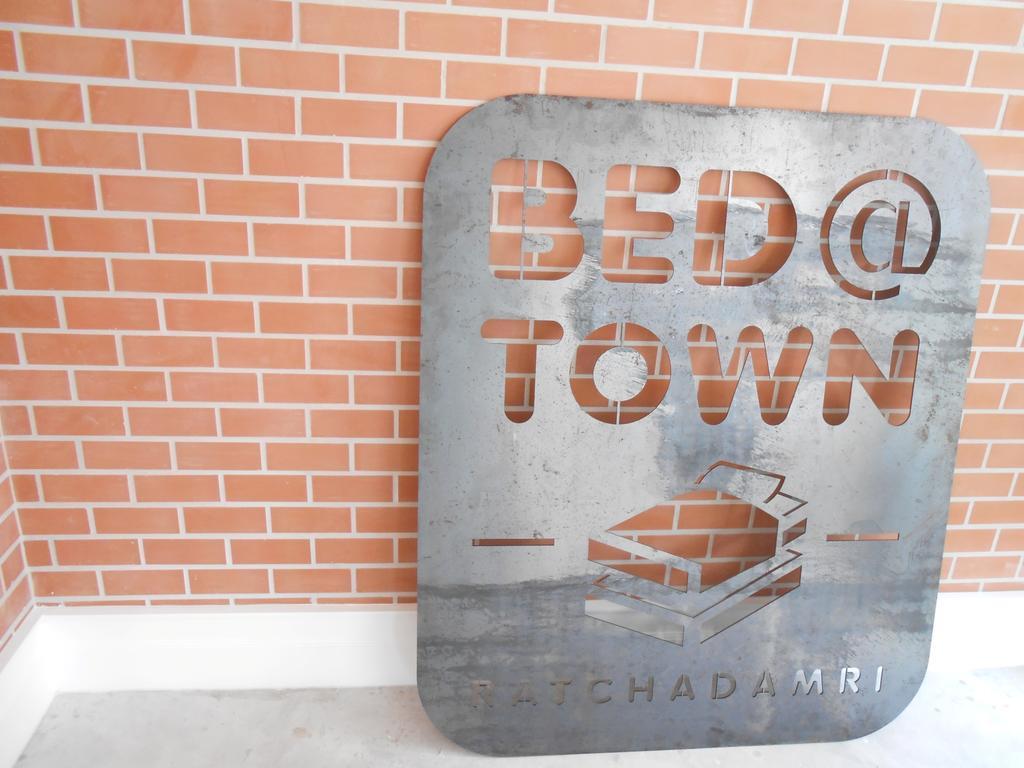 Bed@Town Hostel Bangkok Esterno foto